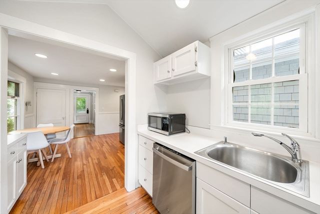 678 Boston Post Road, Weston, MA 02493