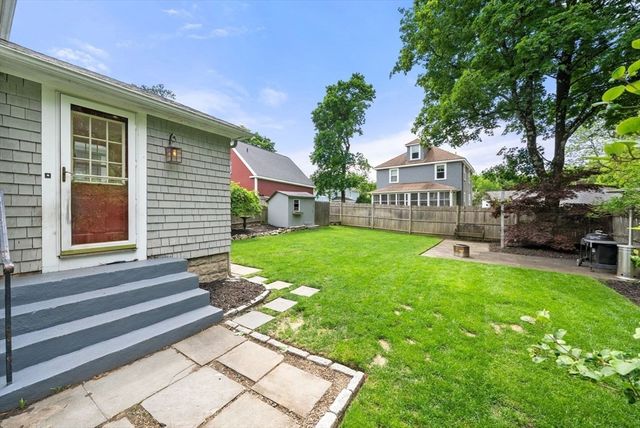 678 Boston Post Road, Weston, MA 02493