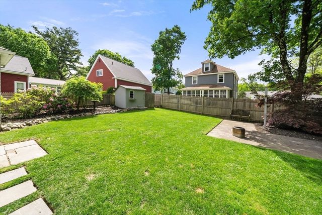 678 Boston Post Road, Weston, MA 02493