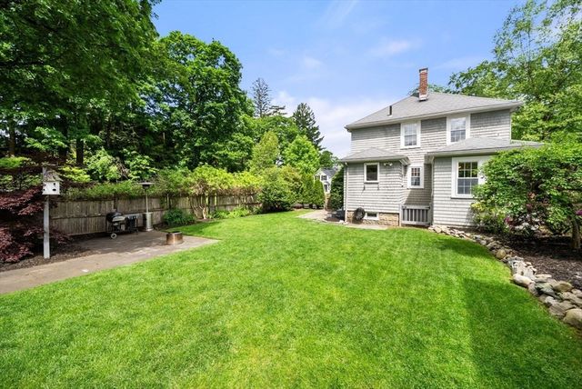 678 Boston Post Road, Weston, MA 02493
