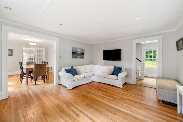 678 Boston Post Road, Weston, MA 02493