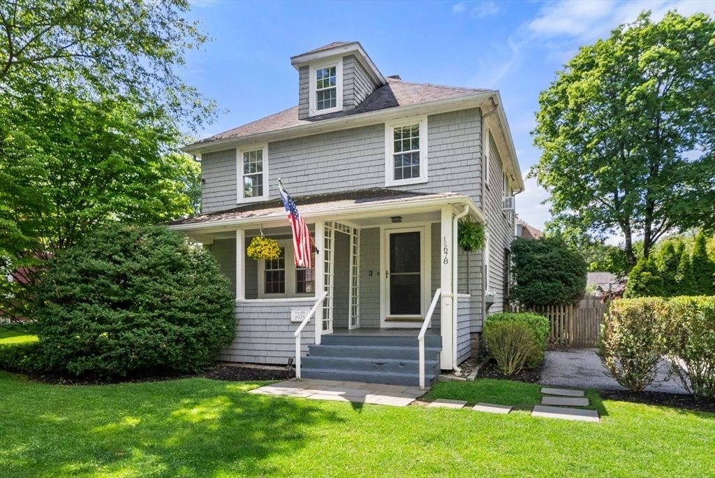 678 Boston Post Road, Weston, MA 02493