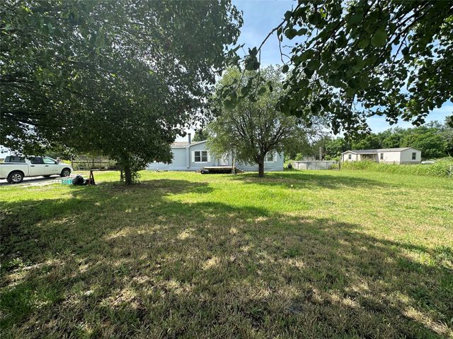 3360 Old Sherman Road, Whitesboro, TX 76273