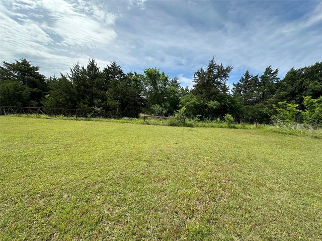 3360 Old Sherman Road, Whitesboro, TX 76273