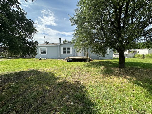 3360 Old Sherman Road, Whitesboro, TX 76273