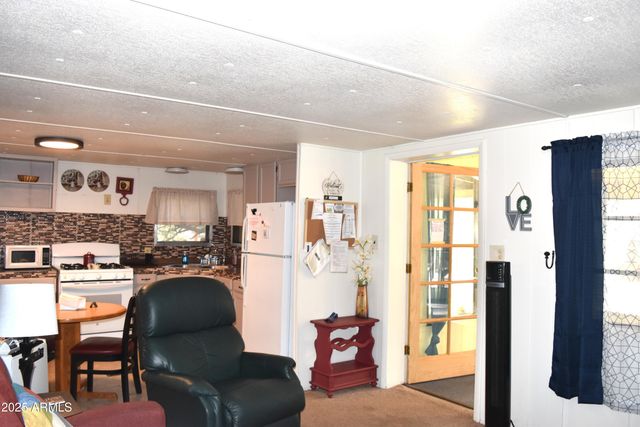 8688 W LUFKIN Drive, Pine, AZ 85544