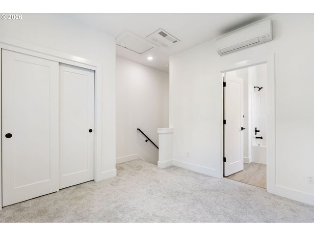 4719 Ne 107TH Ave 10, Portland, OR 97220