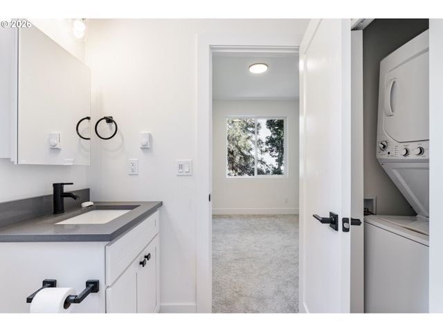 4719 Ne 107TH Ave 10, Portland, OR 97220