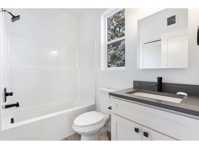 4719 Ne 107TH Ave 10, Portland, OR 97220