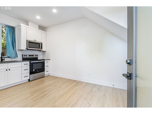 4719 Ne 107TH Ave 10, Portland, OR 97220