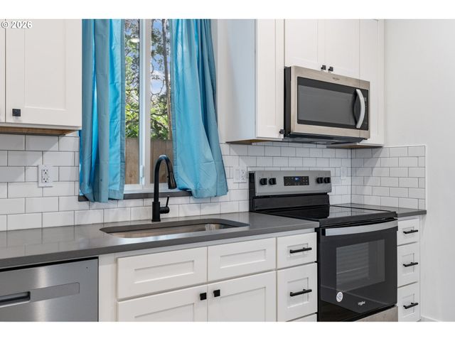 4719 Ne 107TH Ave 10, Portland, OR 97220