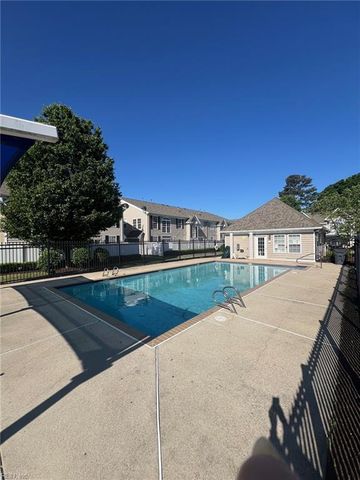 800 Kearney PL, Virginia Beach, VA 23462