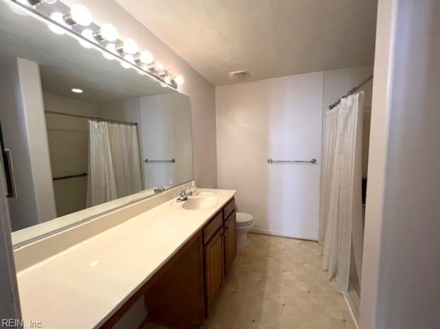 800 Kearney PL, Virginia Beach, VA 23462