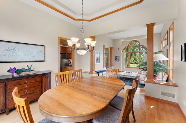 23140 Grandview Way, Lakeville, MN 55044