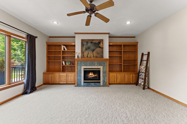 23140 Grandview Way, Lakeville, MN 55044