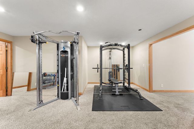 23140 Grandview Way, Lakeville, MN 55044