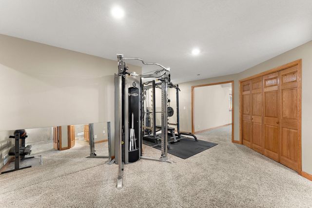 23140 Grandview Way, Lakeville, MN 55044