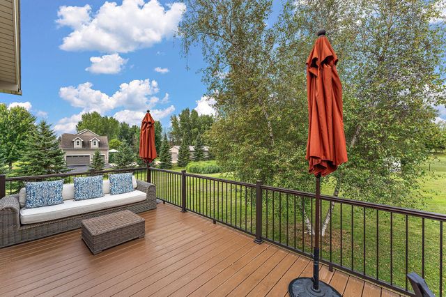 23140 Grandview Way, Lakeville, MN 55044