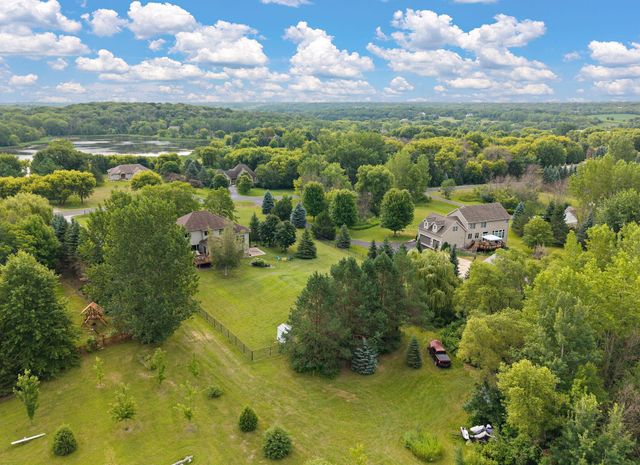 23140 Grandview Way, Lakeville, MN 55044
