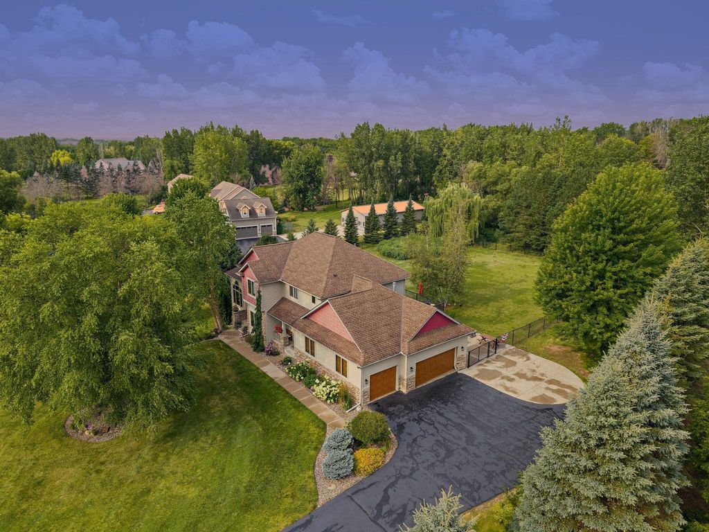 23140 Grandview Way, Lakeville, MN 55044