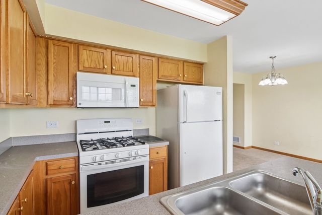 3193 Ketch Court, Aurora, IL 60503
