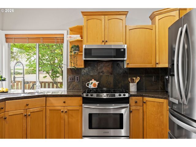 1840 Nw 29TH Cir, Camas, WA 98607
