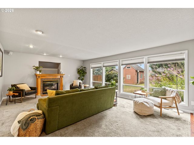 1840 Nw 29TH Cir, Camas, WA 98607