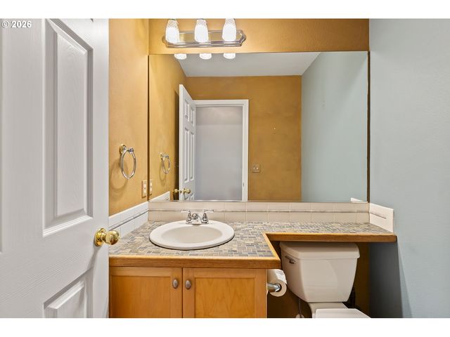 1840 Nw 29TH Cir, Camas, WA 98607