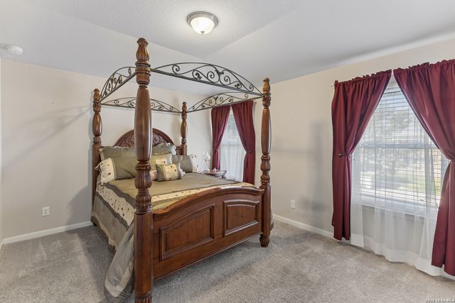2286 CLOVER RDG, New Braunfels, TX 78130
