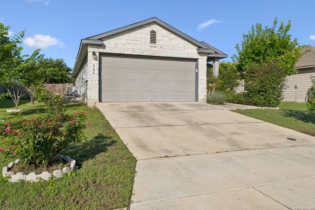 2286 CLOVER RDG, New Braunfels, TX 78130