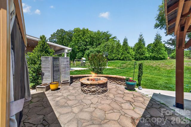 3338 Cord Oak Court, Gastonia, NC 28056