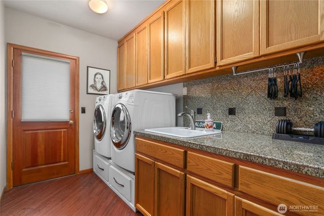 22519 SE 46th Place, Sammamish, WA 98075