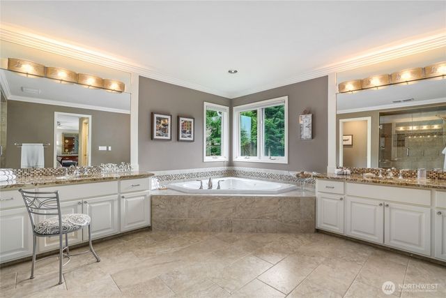 22519 SE 46th Place, Sammamish, WA 98075