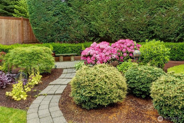 22519 SE 46th Place, Sammamish, WA 98075