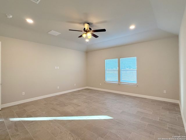 1313 Fm 3175, Lytle, TX 78052