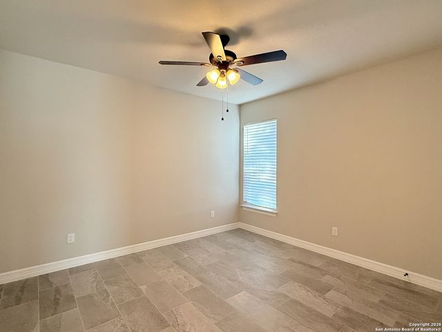 1313 Fm 3175, Lytle, TX 78052