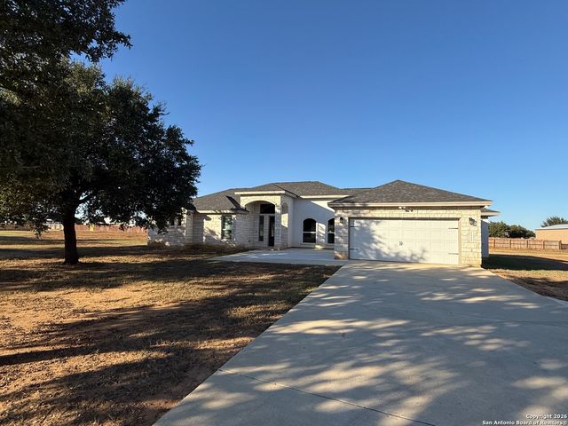 1313 Fm 3175, Lytle, TX 78052