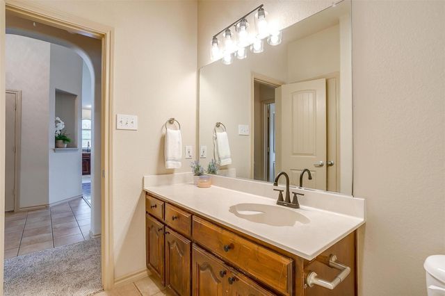 1136 Roping Reins Way, Fort Worth, TX 76052