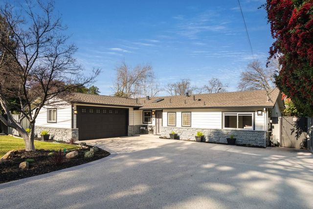 2084 Mallard Dr, Walnut Creek, CA 94597