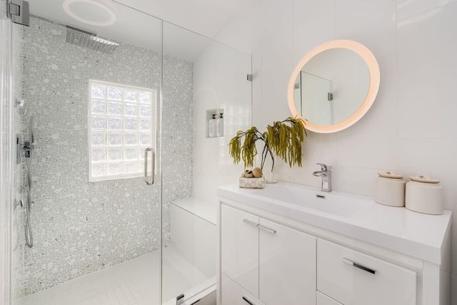 2084 Mallard Dr, Walnut Creek, CA 94597