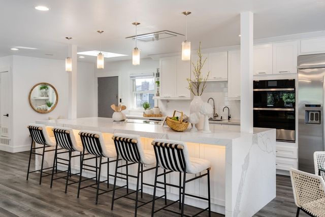 2084 Mallard Dr, Walnut Creek, CA 94597