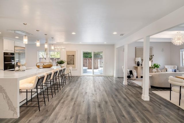 2084 Mallard Dr, Walnut Creek, CA 94597