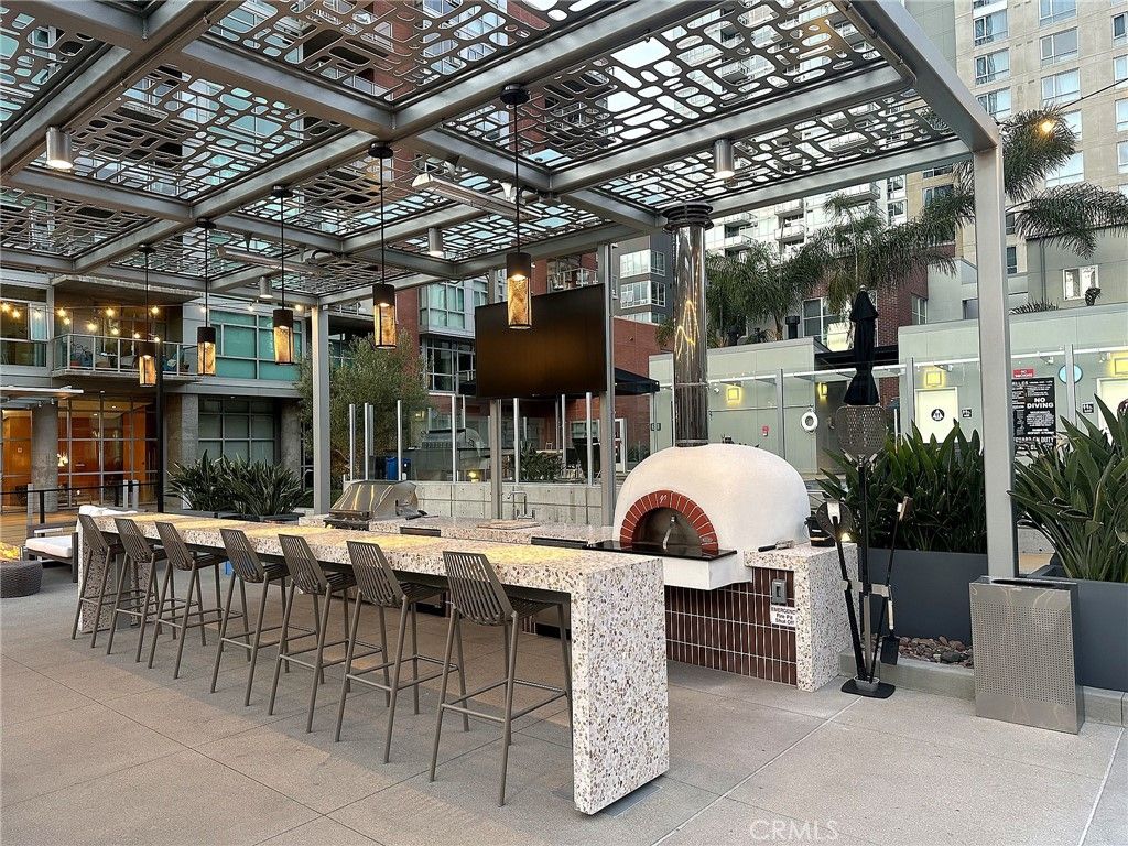 Image 12 of property listing at 800 The Mark 102, San Diego, CA 92101