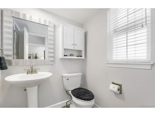 9940 Candlewood Ln, Highlands Ranch, CO 80126