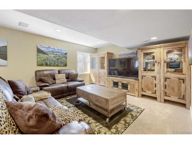 9940 Candlewood Ln, Highlands Ranch, CO 80126