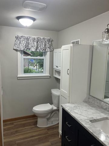 E9278 COUNTY ROAD X, New London, WI 54961