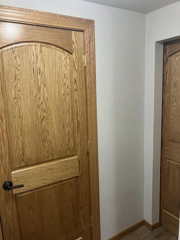 E9278 COUNTY ROAD X, New London, WI 54961