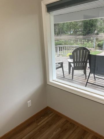 E9278 COUNTY ROAD X, New London, WI 54961