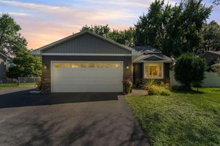 1132 Buchanan Circle NE, Blaine, MN 55434