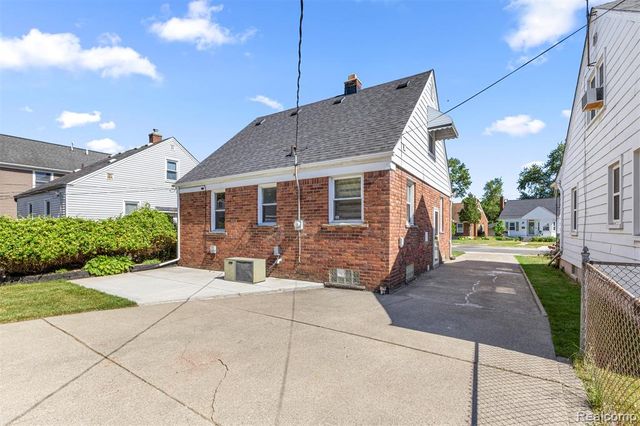 22312 Madison Street, Dearborn, MI 48124